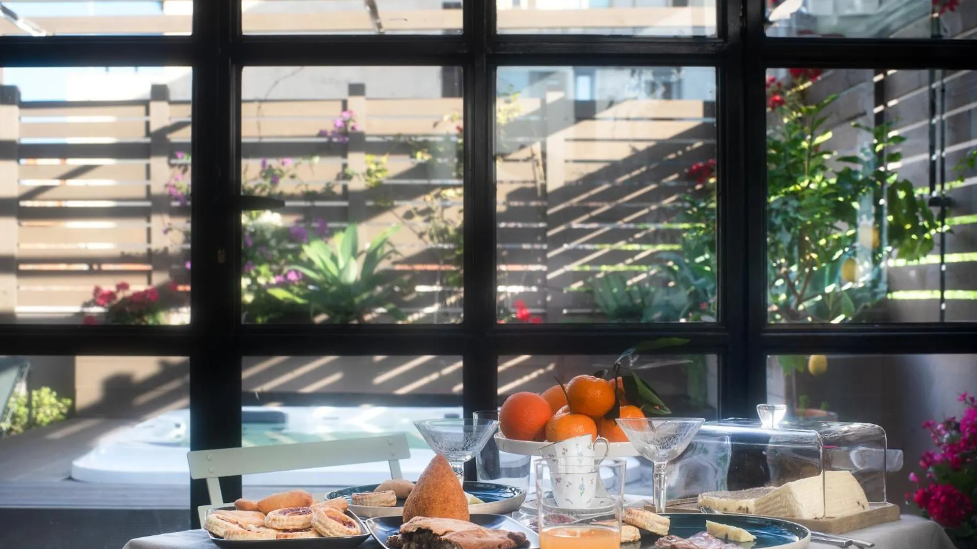 Fra Le Righe Bed & Breakfast Catania 0*,