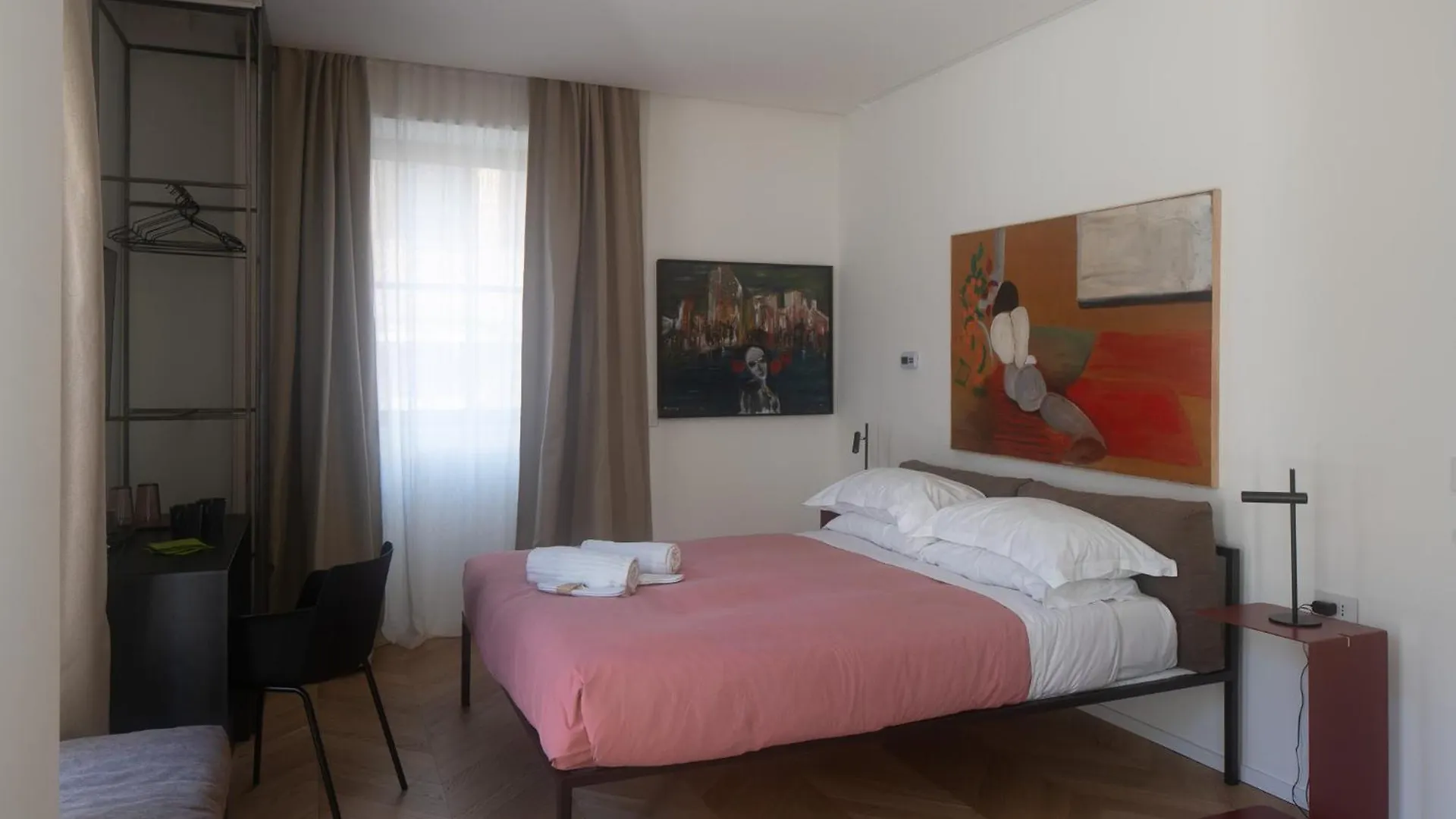 Fra Le Righe Bed & Breakfast Catania 0*,  Italy
