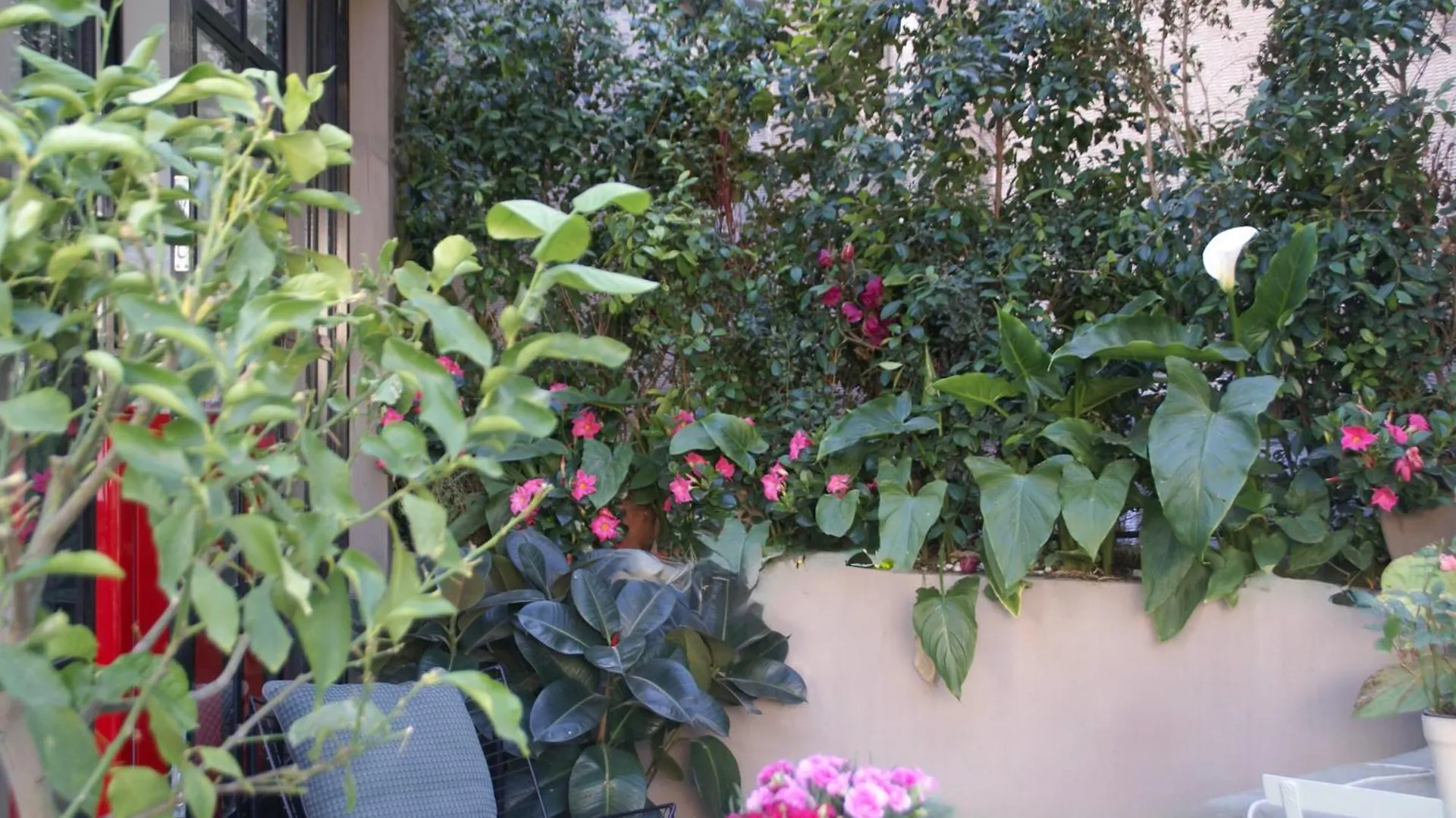 Fra Le Righe Bed & Breakfast Catania Italy